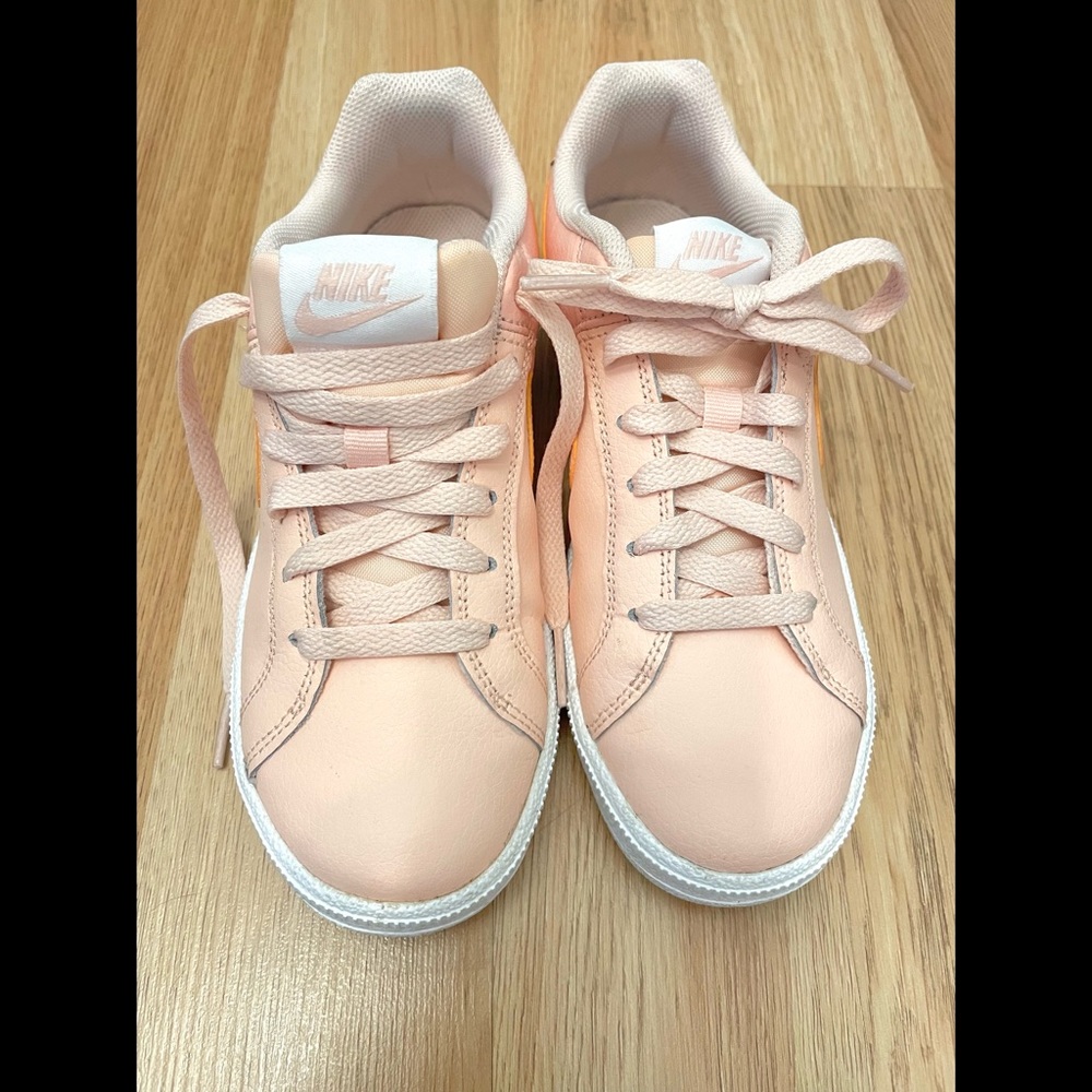 Casual Nike Sneakers